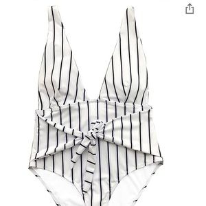 Cupshe Striped One Piece